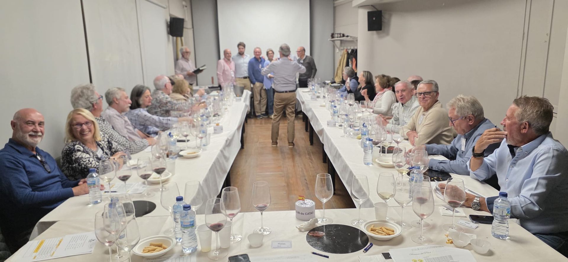 Finalizando la cata.jpeg