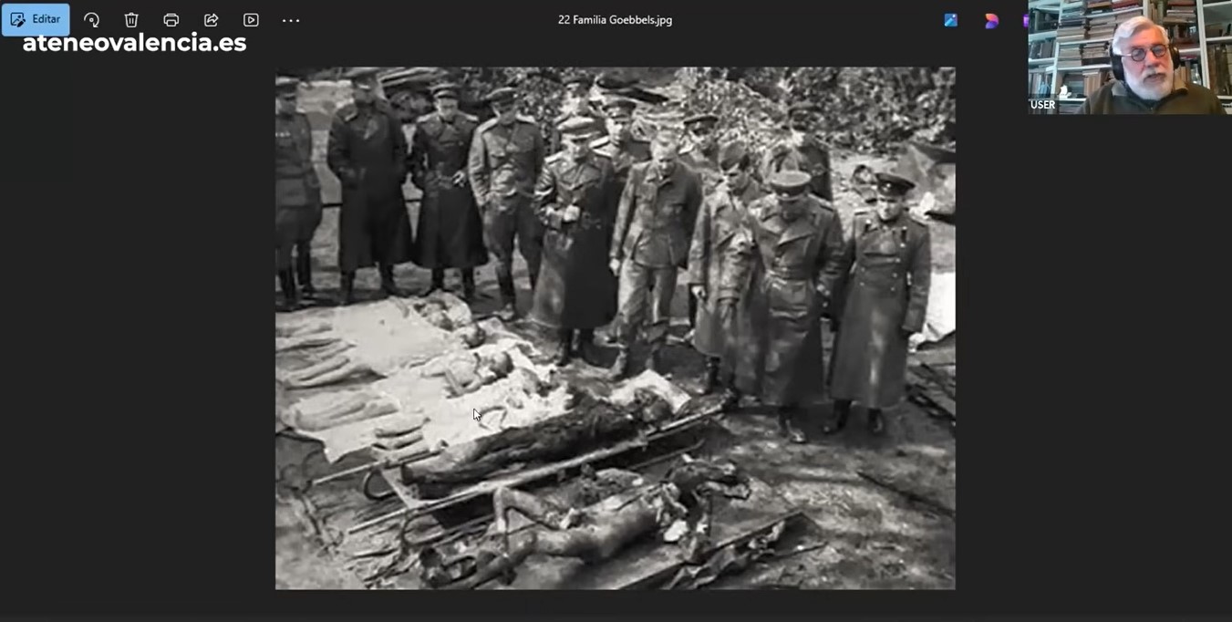 hitler_04.jpg
