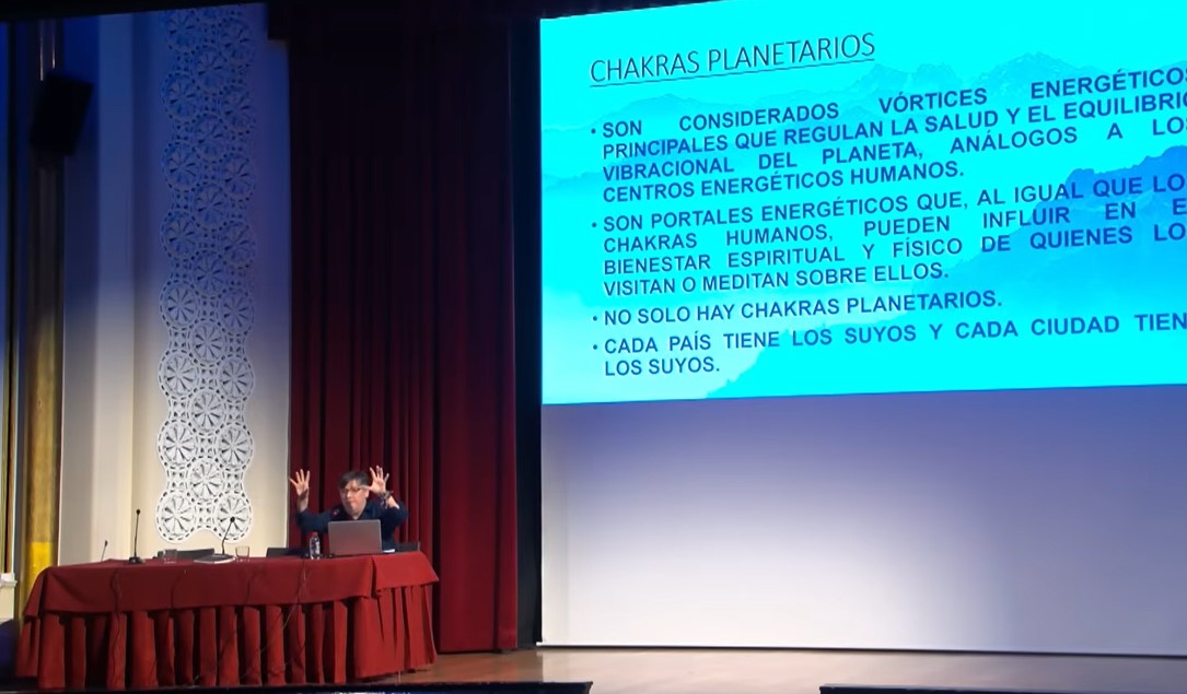 MONTAÑAS SAGRADAS_03.jpg