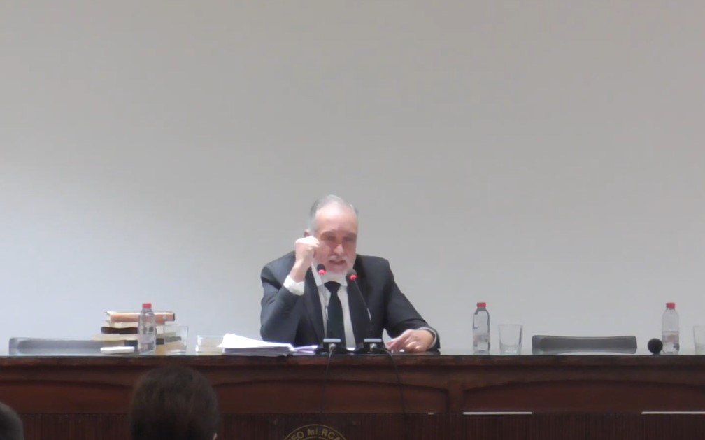 FILOSOFIA - MACINTYRE_02.jpg