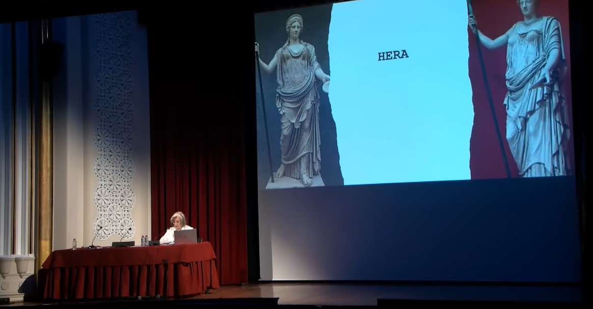 DIOSAS Y HEROINAS_03.jpg